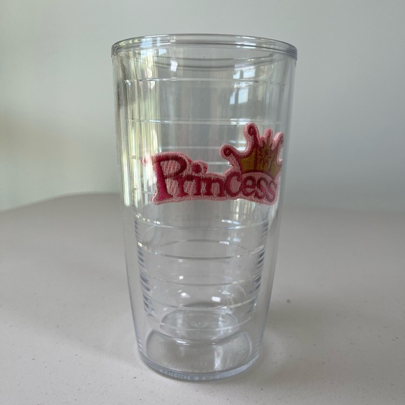 2 - Tervis “Princess” Drinkware with Pink and Gold Accents, 16 ounce NEW - Picture 5 of 5